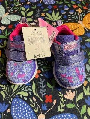 BNWT 5T Toddler Light Up Shoes, Shoes 5 (Walkers:12-24 mth)