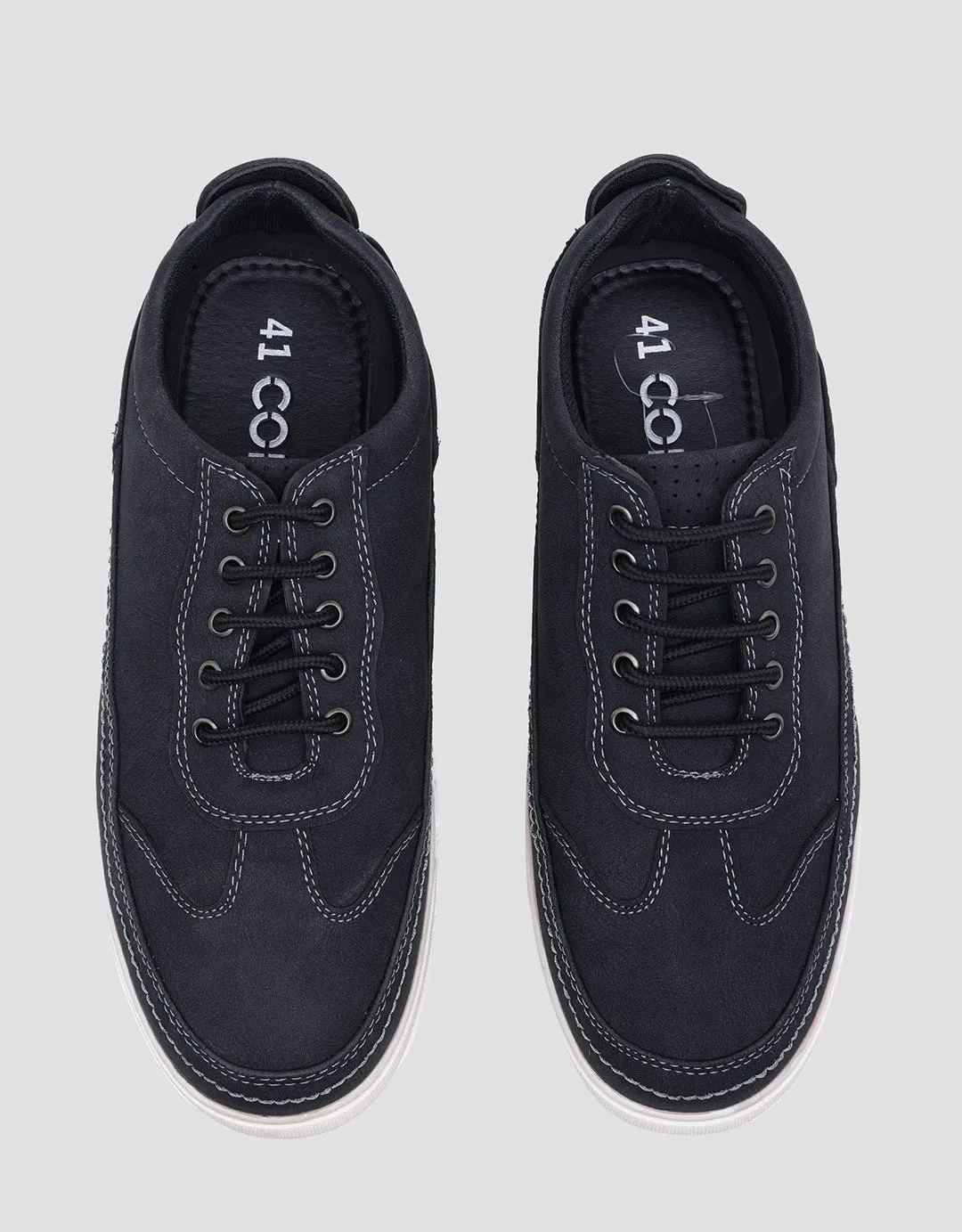 Cole Sepatu Sneakers Pria