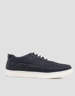 Cole Sepatu Sneakers Pria