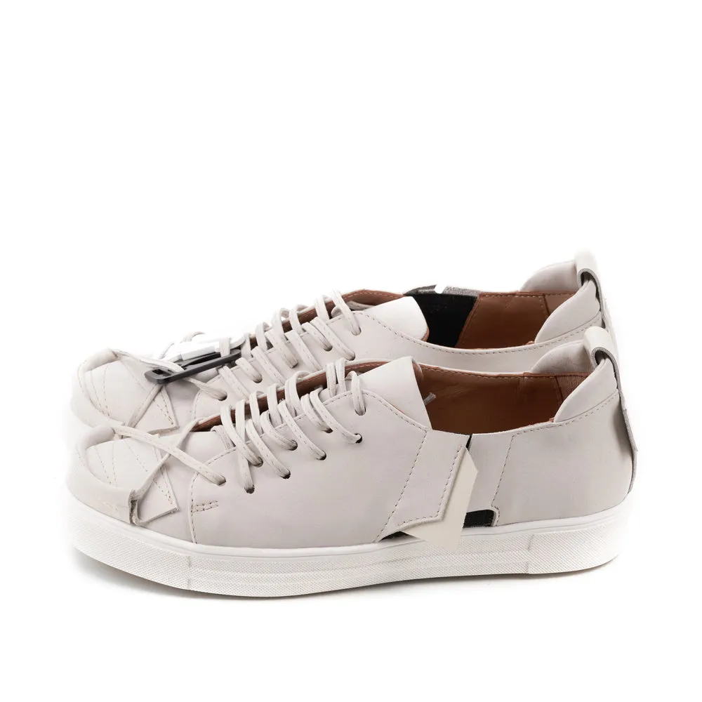 Crossroads light grey nubuck low top women sneakers