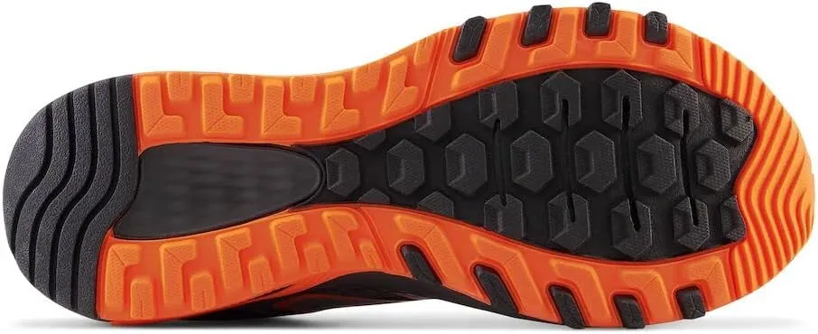 New Balance mens 410 V8