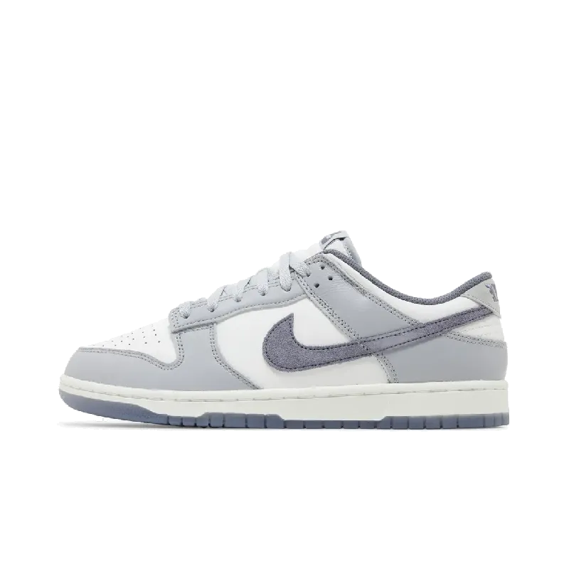 Nike Dunk Low SE Light Carbon