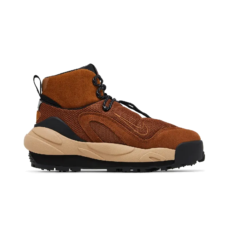 Nike Magmascape SP sacai Light British Tan