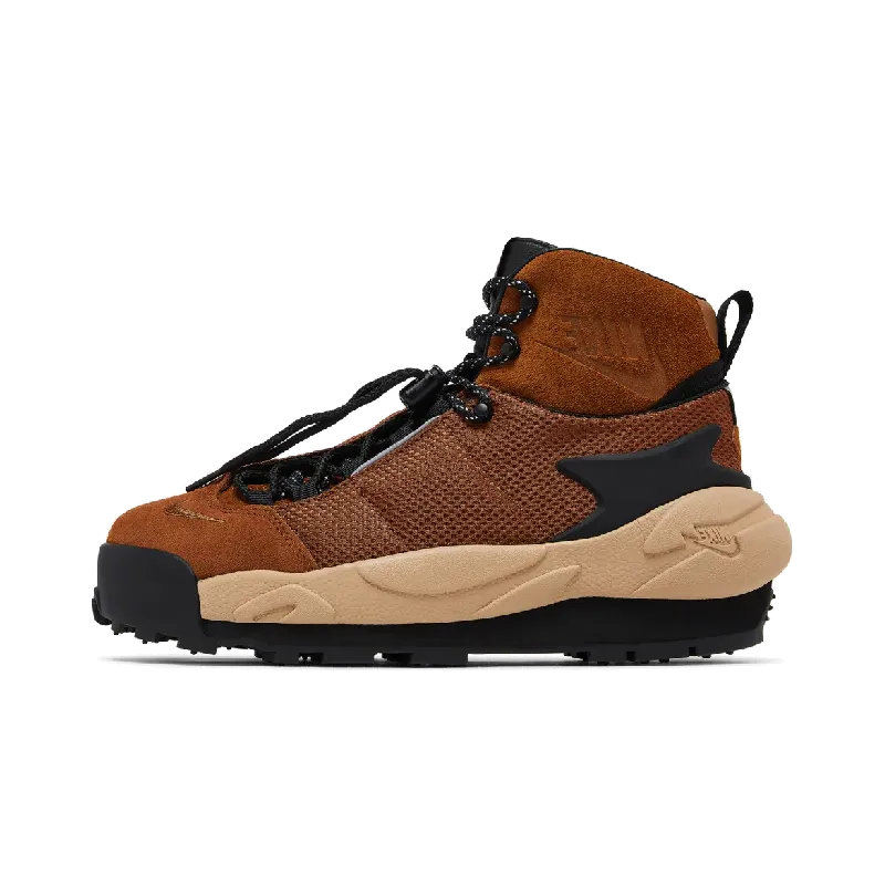 Nike Magmascape SP sacai Light British Tan