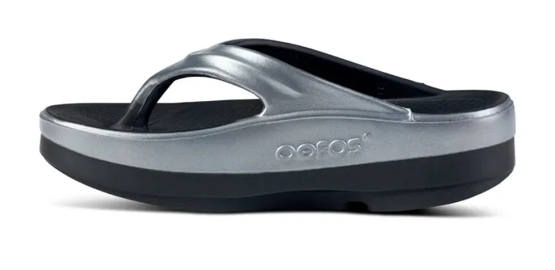 OOFOS Women's OOmega OOlala Stacked Thong - Basalt