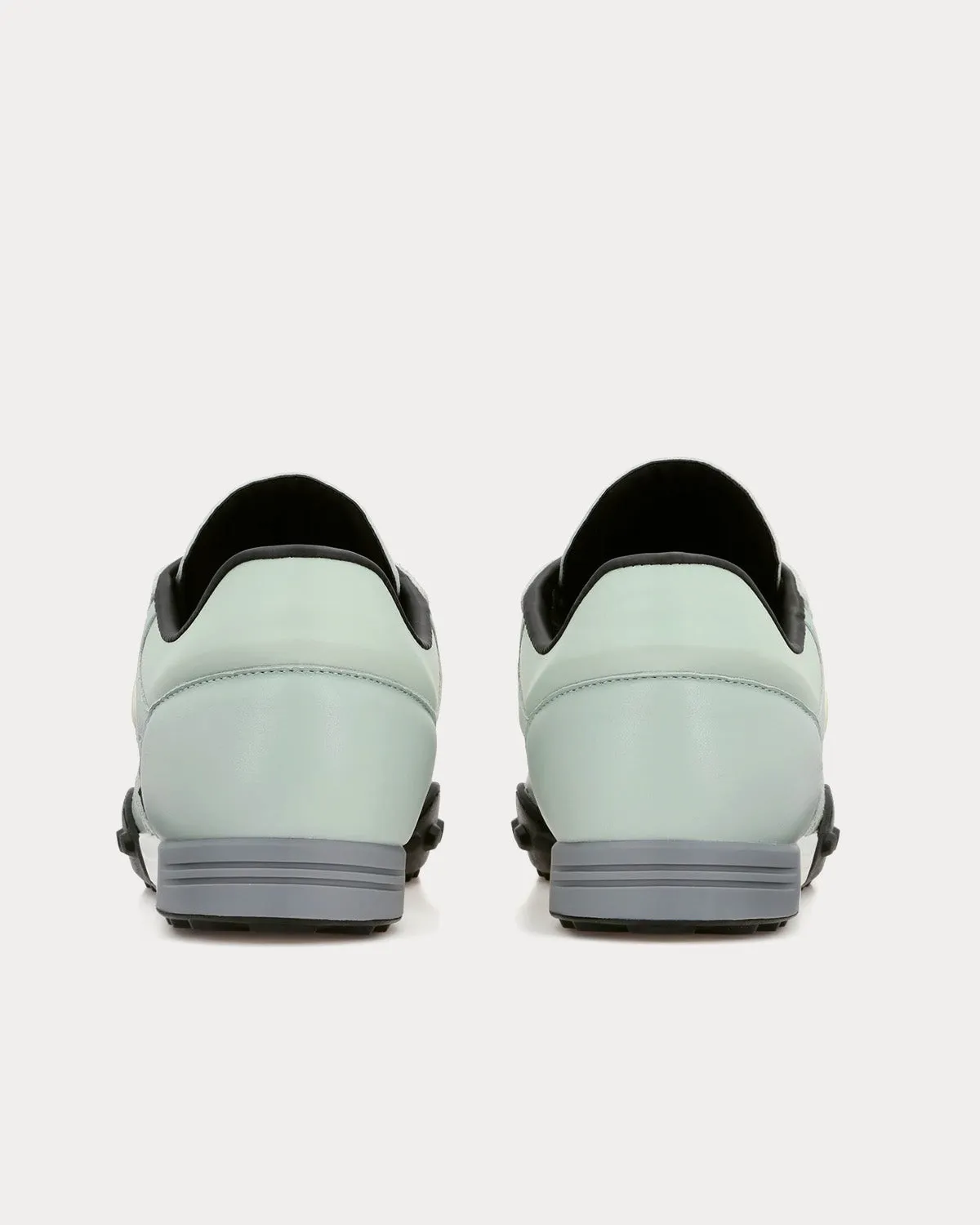 S0202 Light Green Low Top Sneakers