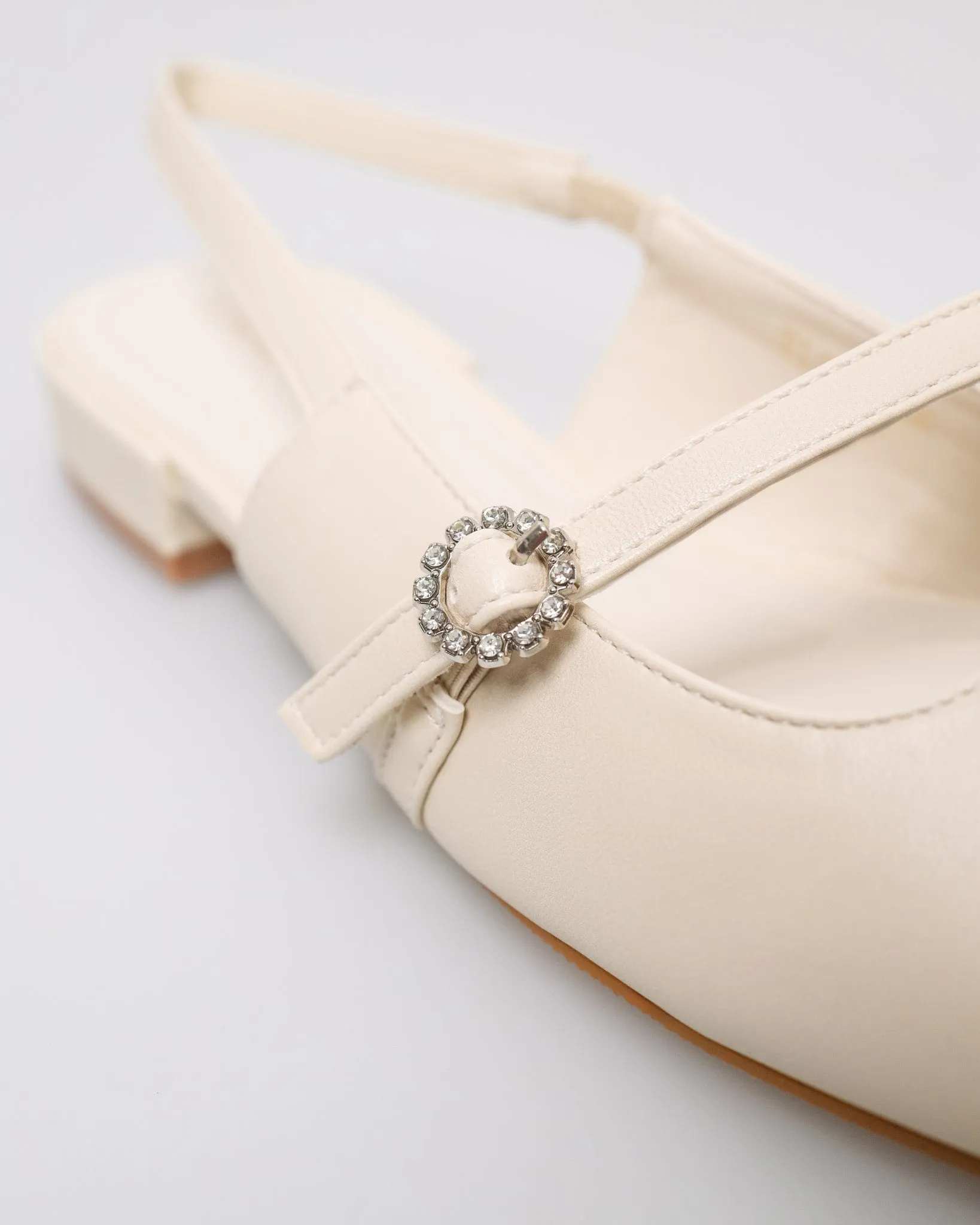 Tomaz FL117 Ladies Noir Luxe Flats