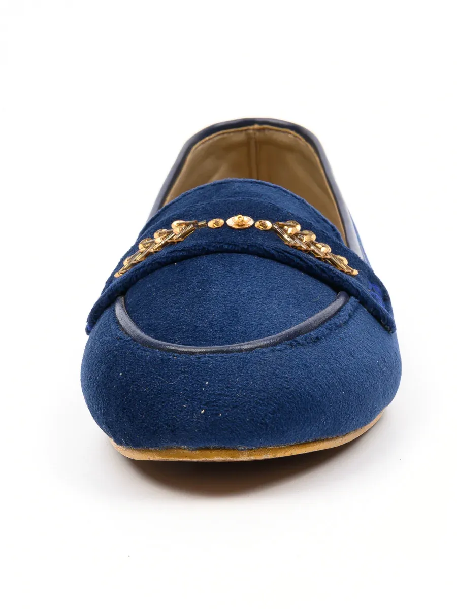 Women blue swede pumps